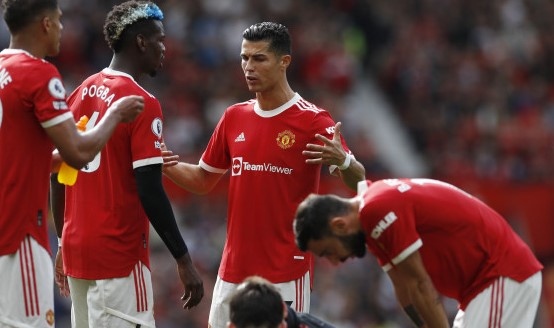 Мачът от Висшата лига между Брентфорд и Манчестър Юнайтед тази