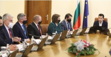 Новата власт проведе първо редовно заседание Министрите се събраха на