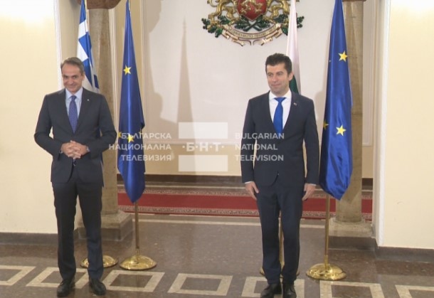 Започна първата официална среща на министър председателя Кирил Петков с премиера