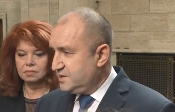 В първата половина на януари президентът Румен Радев ще свика Консултативния съвет по национална