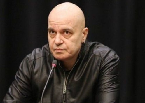 Все си мисля че духът на Ку ку и Каналето се