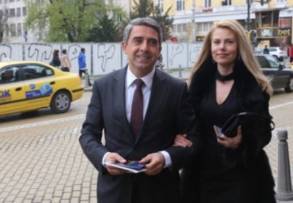 Задържаха заподозрян за кражбата на джипа на президента Росен Плевнелиев Спецакцията