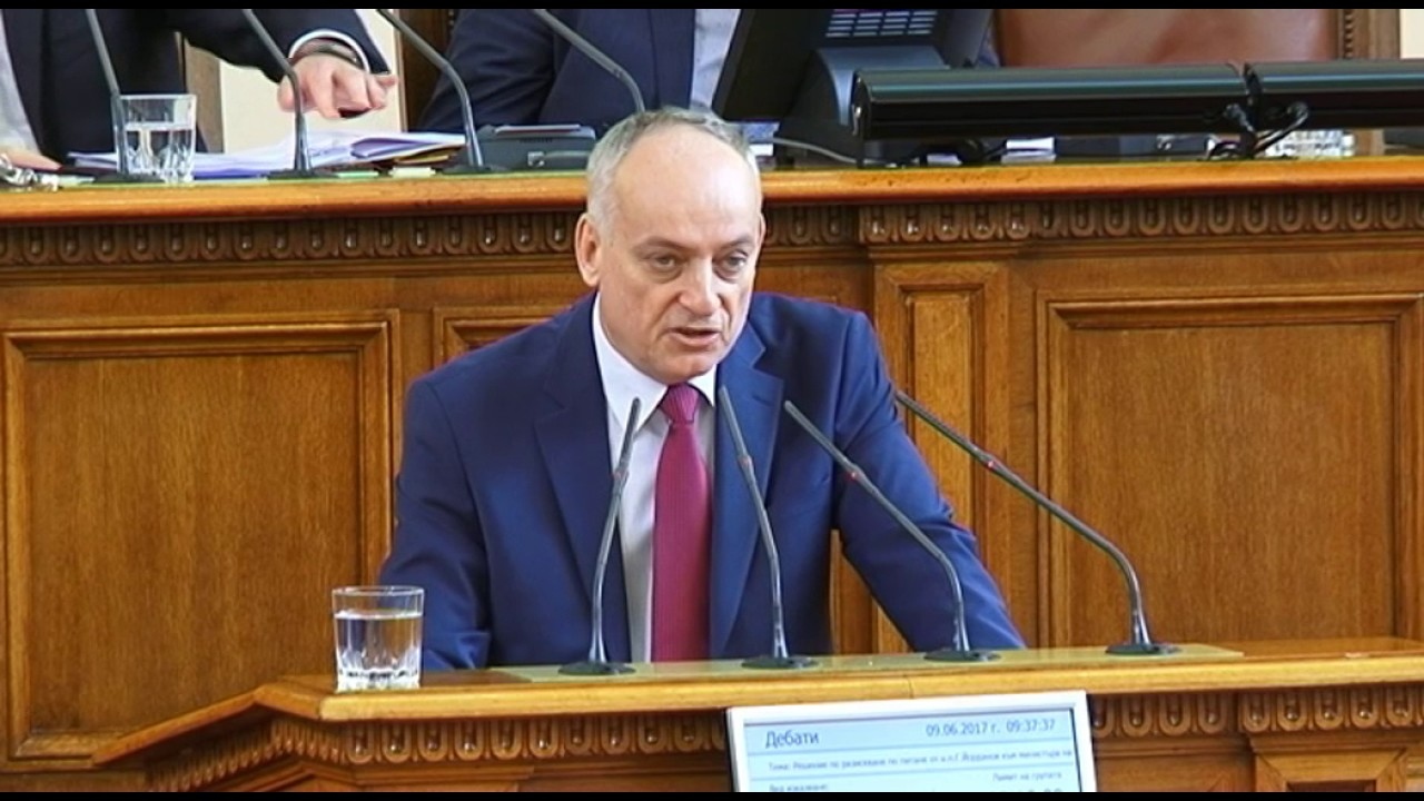 За съжаление вероятно ще се премине към онлайн обучение Следим