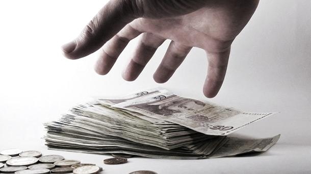 Вицепремиерът и министър на икономиката и индустрията Корнелия Нинова инициира