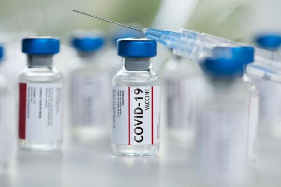 Ваксината на Johnson & Johnson осигурява защита срещу COVID-19 до шест месеца