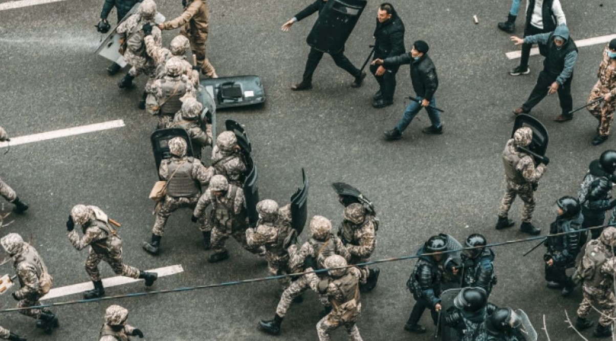 Правоприлагащите органи на Казахстан вече са задържали около 4 хиляди