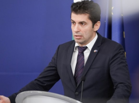 Премиерът Кирил Петков ще посети Скопие по повод 30-годишнината от