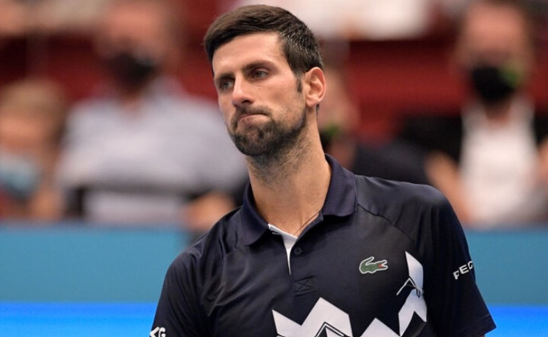 Турнирният директор на Аustralian Open Крейг Тайли говори пред