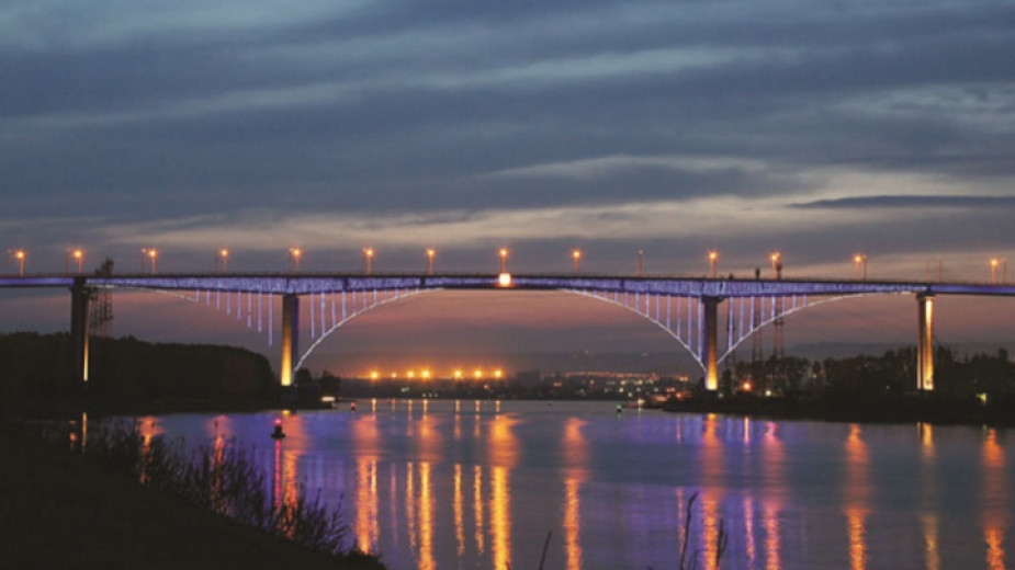 Състоянието на част от носещите колони на Аспаруховия мост във