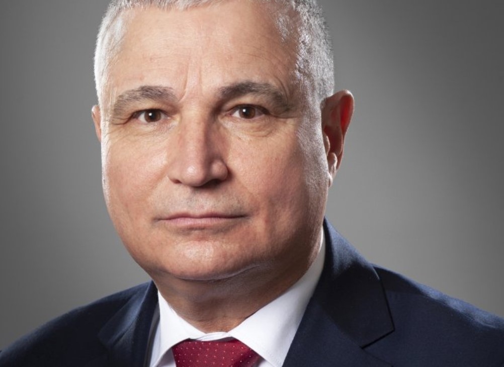 Със свой указ президентът Румен Радев назначи Пламен Славов за