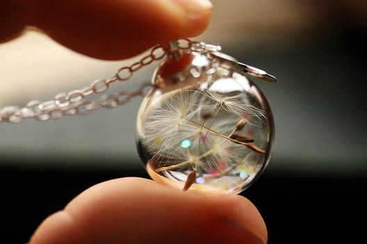 Индустрията с фалшиви бижута е толкова добре развита че все