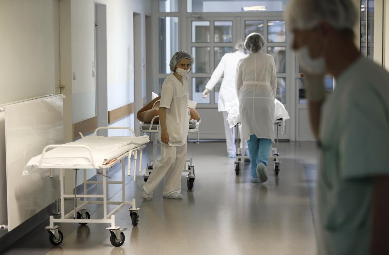 След публичното обявяване на проблема от всички болници беше изкарана