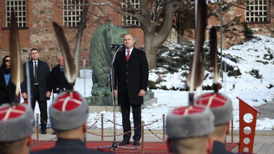 В идните години ще бдя страната да не се отклони