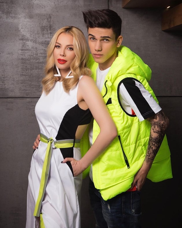 В последните дни на бременността си е Емилия всеки момент