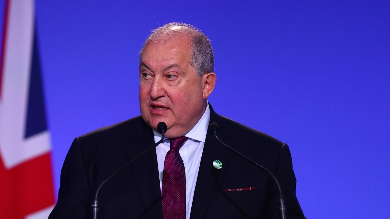 Президентът на Армения Армен Саркисян обяви че се оттегля от