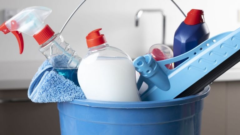 Хиляди българи смятат белината за универсално лекарство Вярата в лечебните