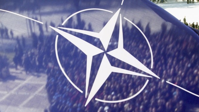 Съюзниците от НАТО изпращат повече кораби и изтребители в подкрепа