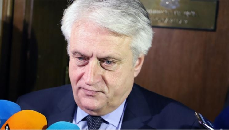 На брифинг в парламента от ГЕРБ отправиха въпрос към вътрешния