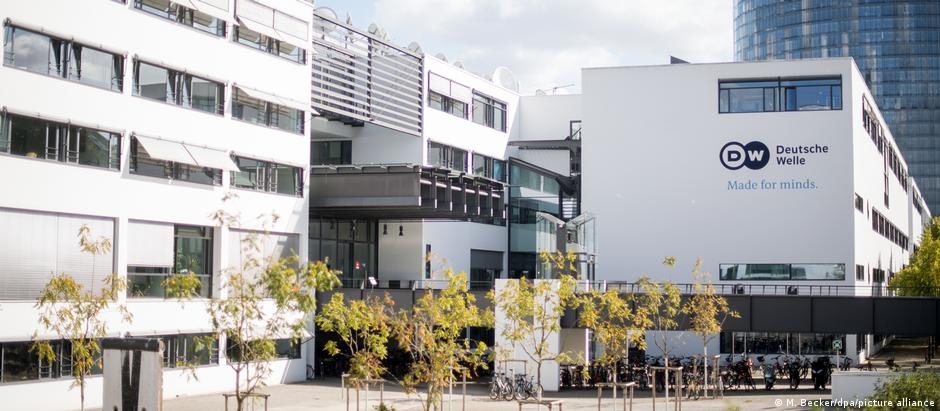 Руското външно министерство обяви че затваря кореспондентското бюро на ДВ