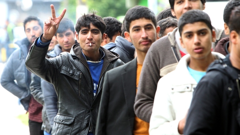 Близо 50 от хората с мигрантски корени в Германия смятат