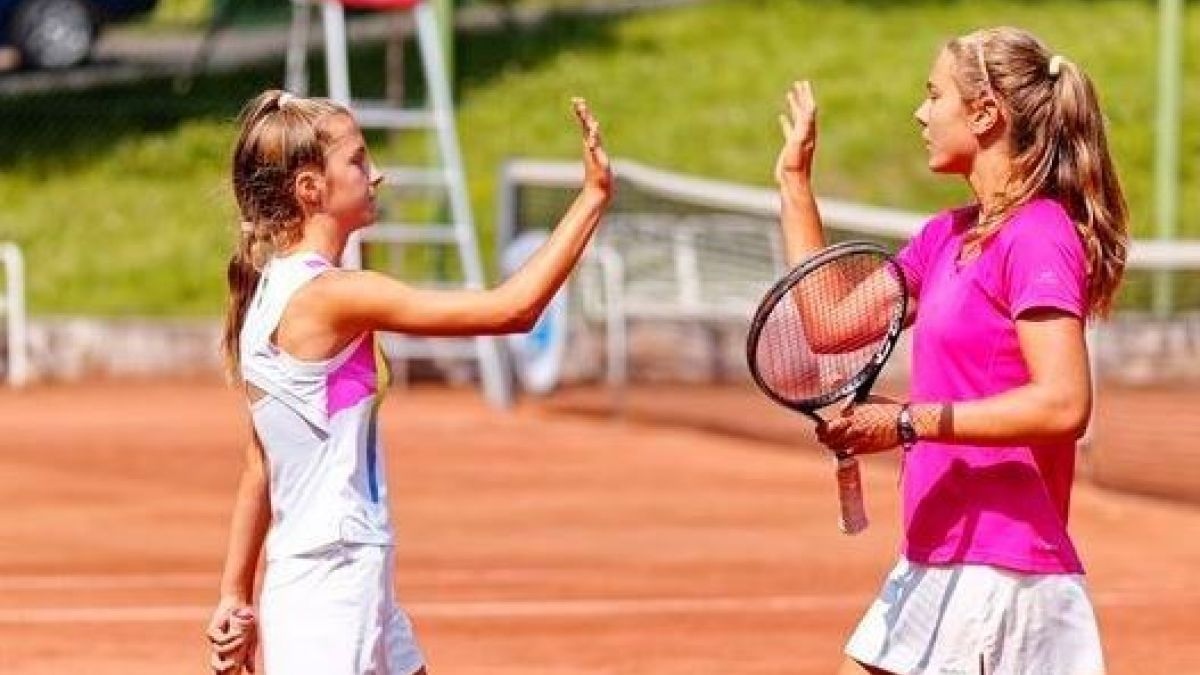 Йоана Константинова и Росица Денчев постигнаха успехи на престижния турнир