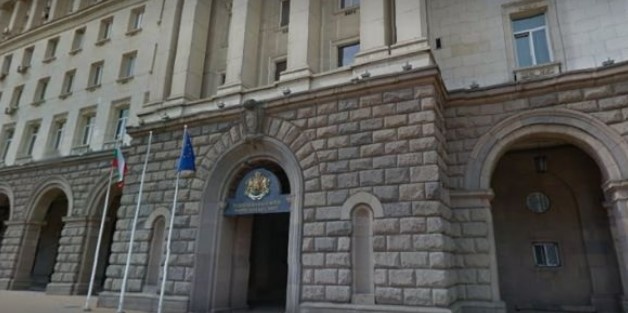 Заповедта на премиера Кирил Петков за допуск до сградата на Министерския