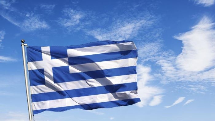 Следващия вторник гръцкият парламент трябва да одобри три от най-важните