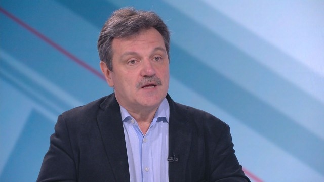 Кризата в здравната система се предизвика от вируса Той бута