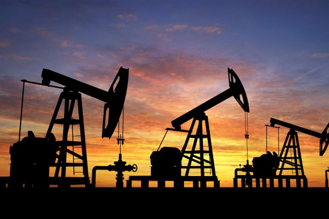 Петролът и природния газ поевтиняват а фондовите борси бележат повишения