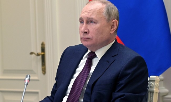 Руският президент Владимир Путин обяви че Москва признава самообявилите се