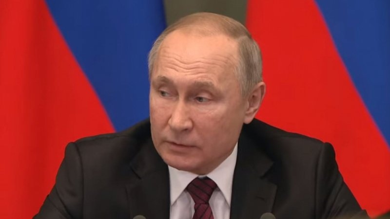 Президентът на Русия Владимир Путин ще попадне в новия пакет