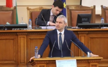 Възраждане е против налагането на санкции срещу Русия Това заяви