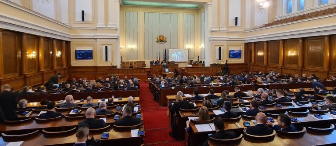 Депутатите приеха Декларация във връзка с агресивните военни действия на