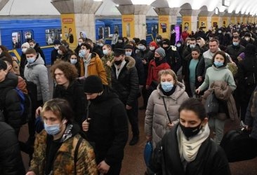 Всички станции на киевското метро по време на въздушните тревоги