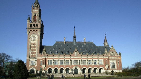 Украйна сезира Международния съд в Хага срещу действията на Русия