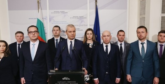 От Възраждане поискаха оставката на цялото правителство с мотива че политиката