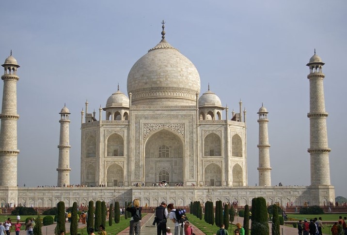 През декември 2021 г Владимир Путин посети Индия и подписа