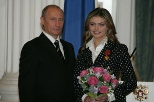 Любовницата на Владимир Путин – Алина Кабаева, се крие в