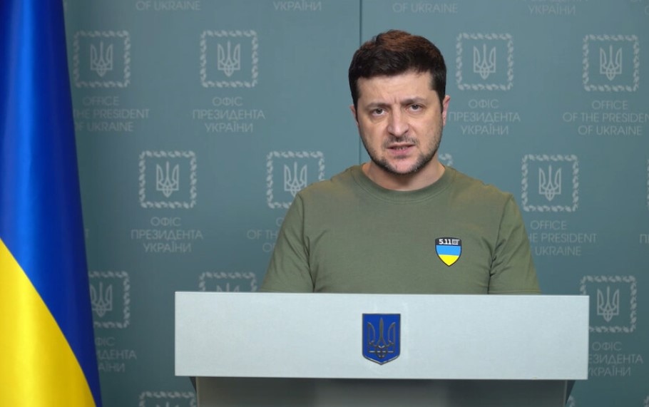 Украинският президент Володимир Зеленски съобщи днес в Twitter че е