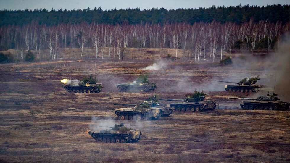 Руски танкове се появиха в четвъртък следобед на североизточните предели