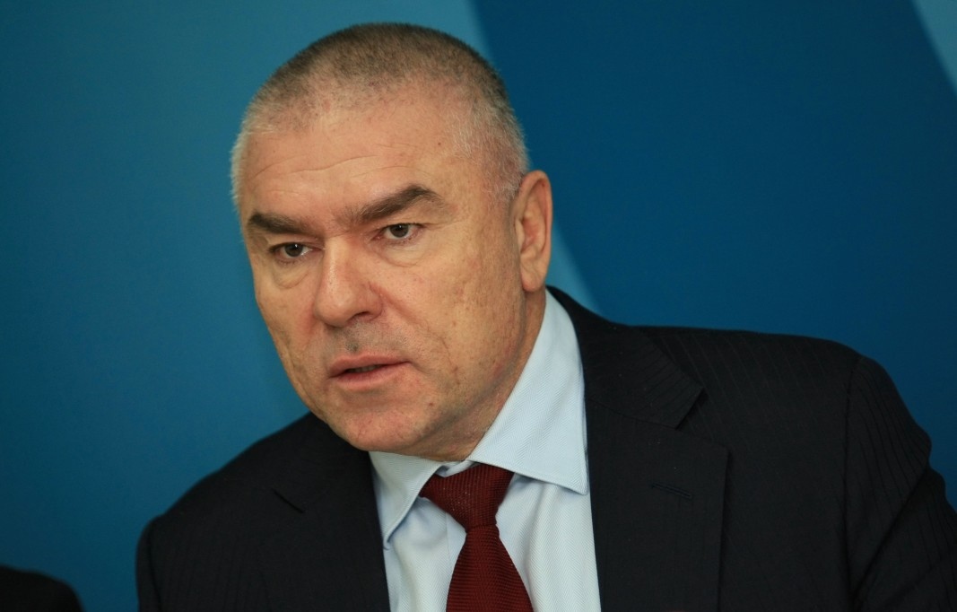 Варненският съд постанови 4 години затвор за Веселин Марешки : skandal.bg