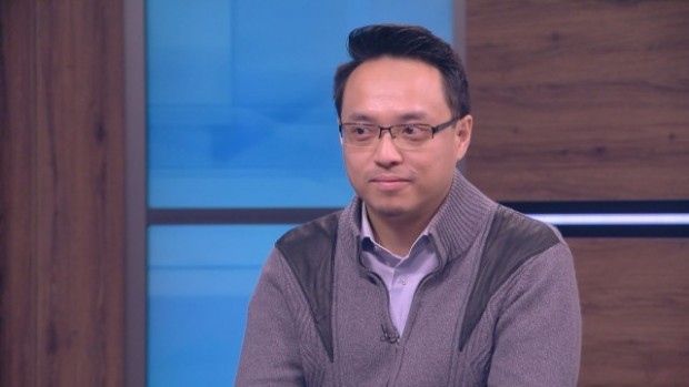 Цън Цон е роден в Чънду в Китай през 1988