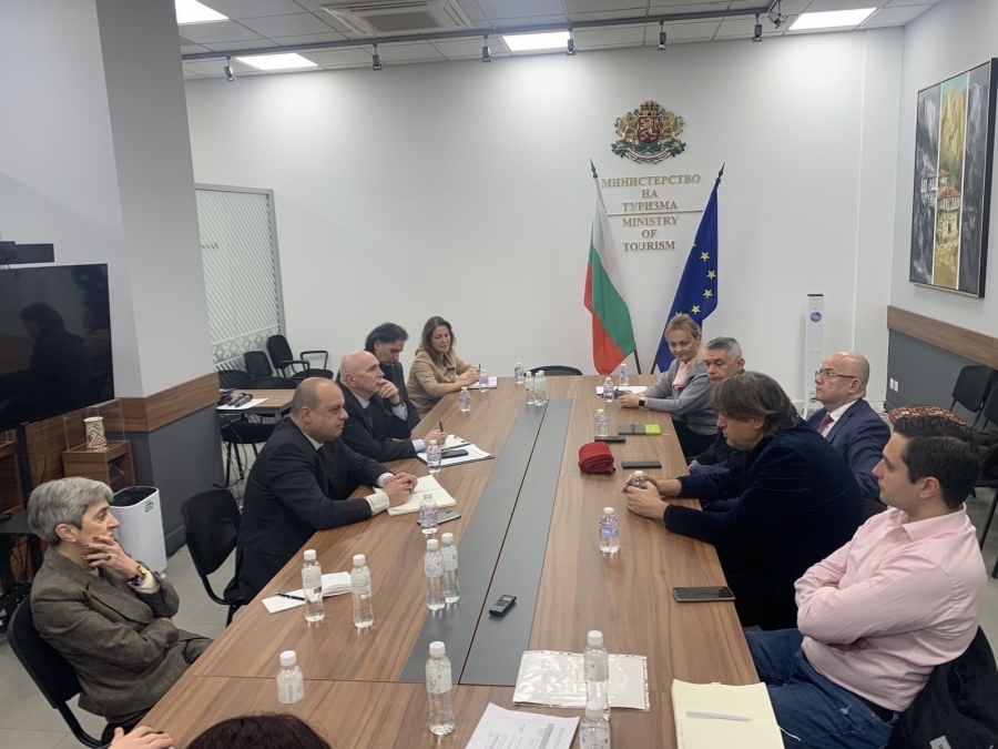 Националният борд по туризъм настоява държавата да засили рекламата на