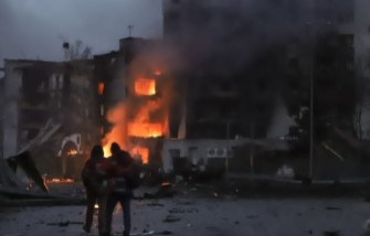 Силни експлозии е имало късно снощи в западните предградия на