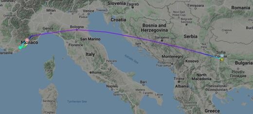 Самолет на Bulgaria Air e кацнал аварийно в Ница след като е подал