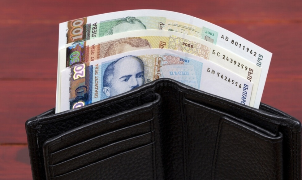 Синдикатите настояват за ново увеличение на минималната работна заплата с