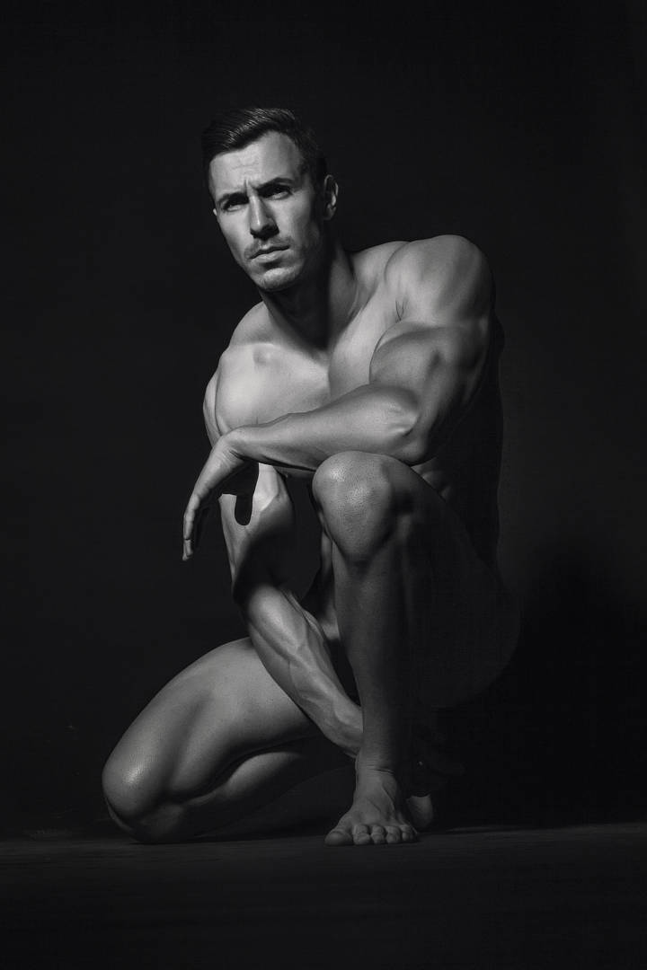 Ергенът Виктор Стоянов се носи на крилете на любовта узна