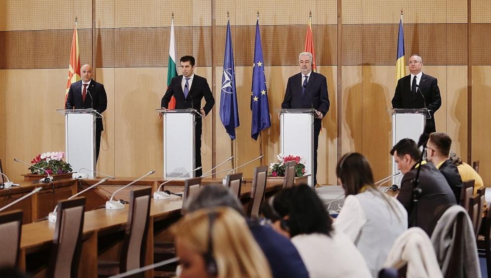 Регионът е под заплаха и е важно Балканите да имат