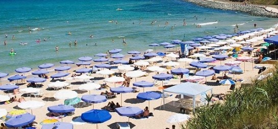 Екипът на бившия министър на туризма Николина Ангелкова от ГЕРБ