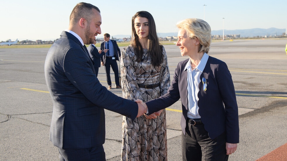 Председателят на ЕК Урсула фон дер Лайен пристигна тази вечер